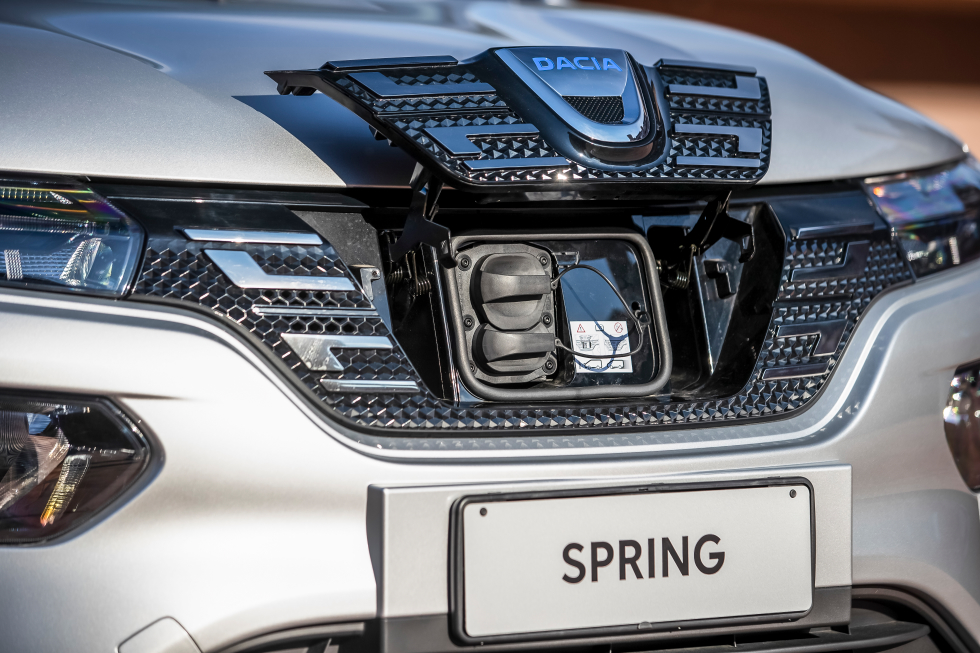 Dacia SPRING 100% ELETTRICA - performancemag.it 2021