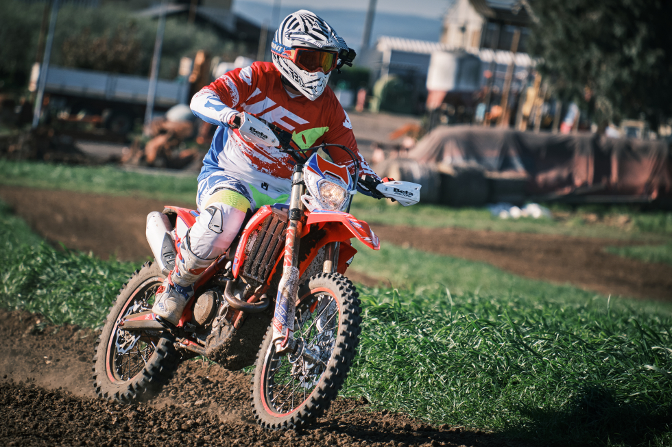 divertirsi in offroad- andrea rivabene - performancemag.it 2021 