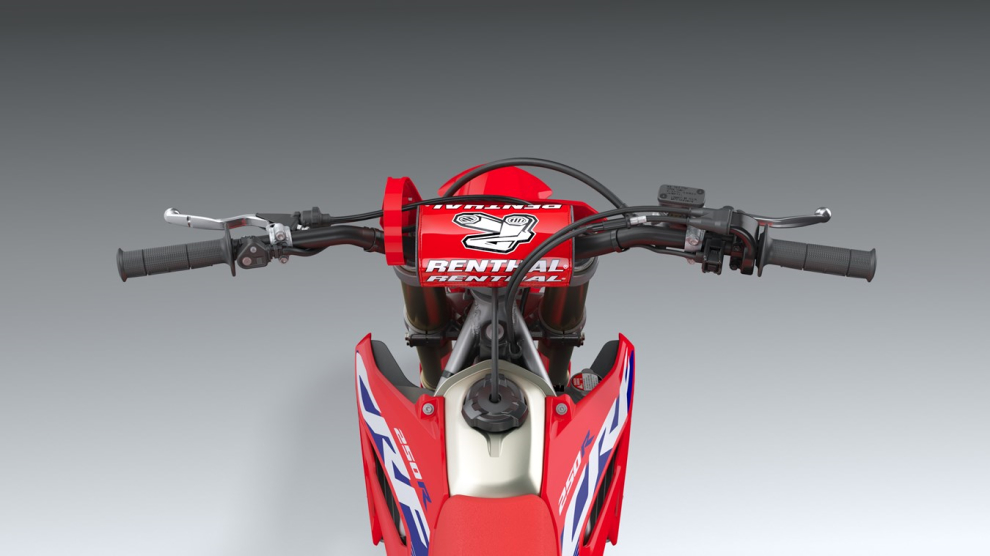 Honda-CRF250R-2022-performancemag.it