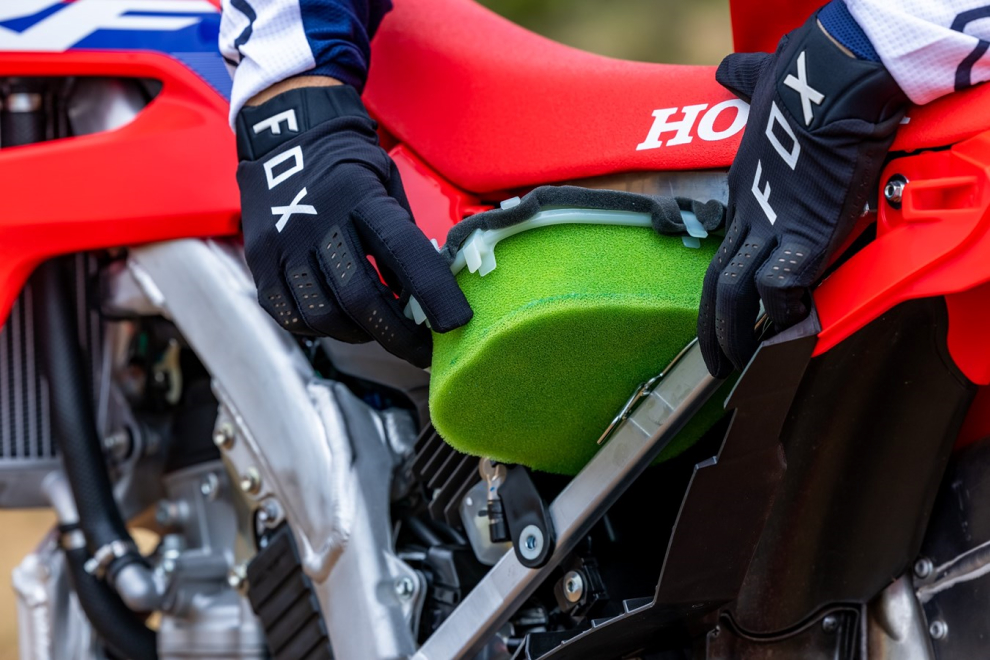 Honda-CRF250R-2022-performancemag.it