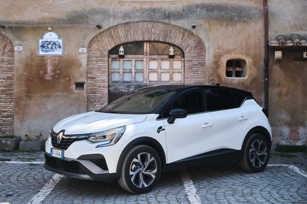 Renault-Capture-E-TECH-145-performancemag.it-2021