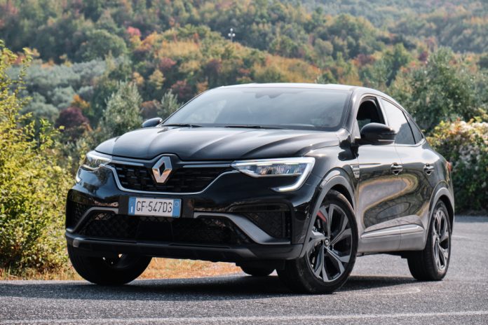 Renault-Arkana-RS-Line-2021-performancemag.it-2021
