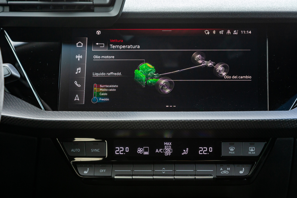  audi-2022-RS3-A3-plug-in