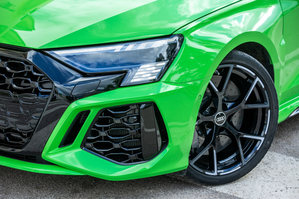  audi-2022-RS3-A3-plug-in