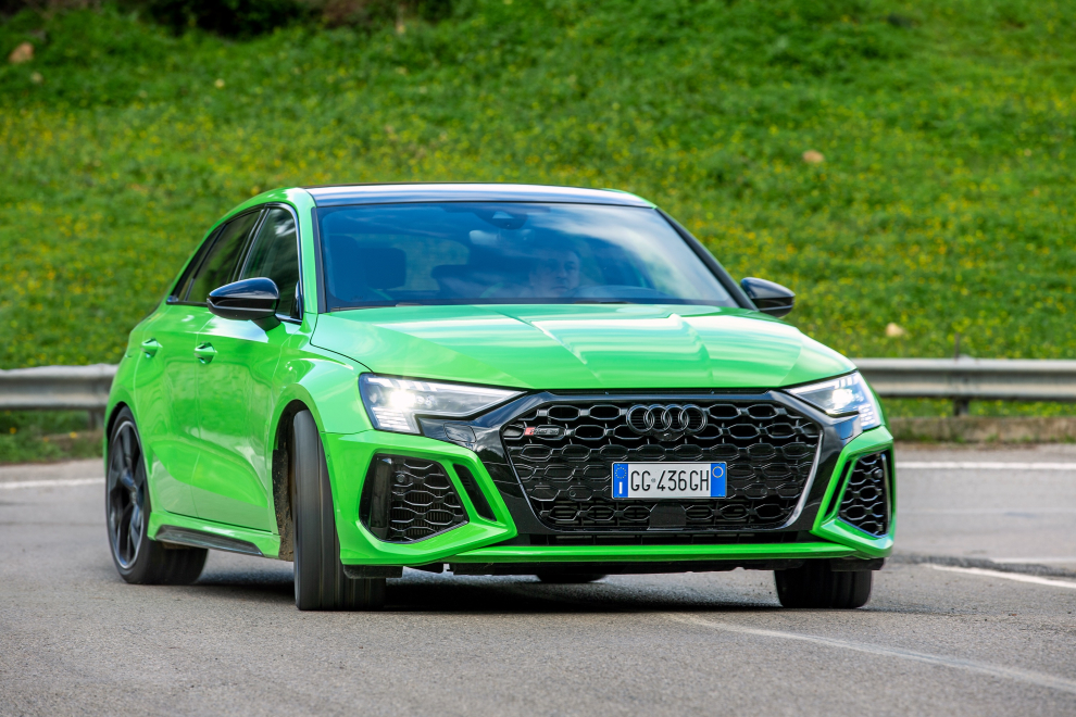  audi-2022-RS3-A3-plug-in
