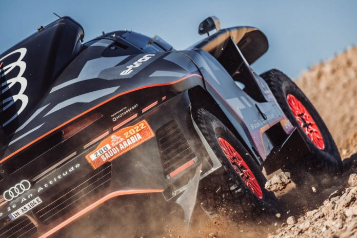 performancemag.it2022-audi-RS-Q-e-tron-DAKAR-2022