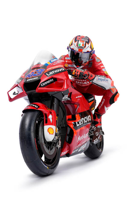 performancemag.it-2022-ducati-team-lenovo-2022