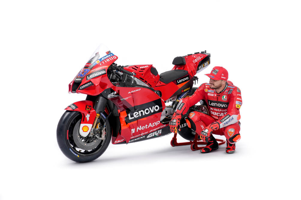 performancemag.it-2022-ducati-team-lenovo-2022