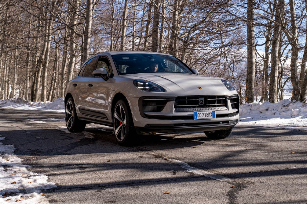 performancemag.it-2022-nuova-porsche-macanS