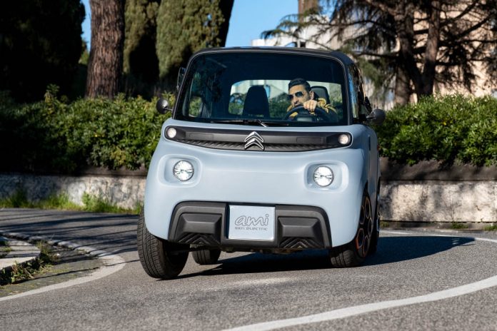 performancemag.it-2022-citroen-AMI-test-2022