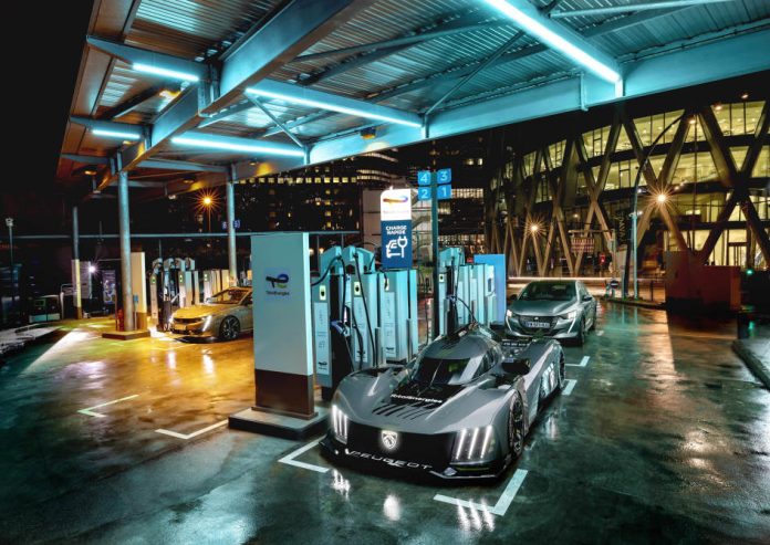 performancemag.it2022-peugeot-9X8-Hypercar