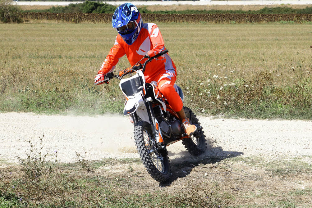 performancemag.it2022-marco test kayo moto