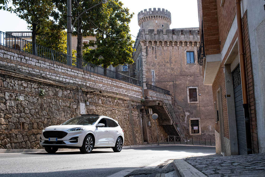 performancemag.it2022-test Ford KUGA Hybrid Fiano Romano (34 di 45)