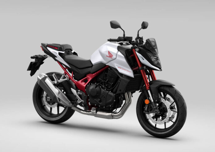 performancemag.it-nuova-Honda-Hornet