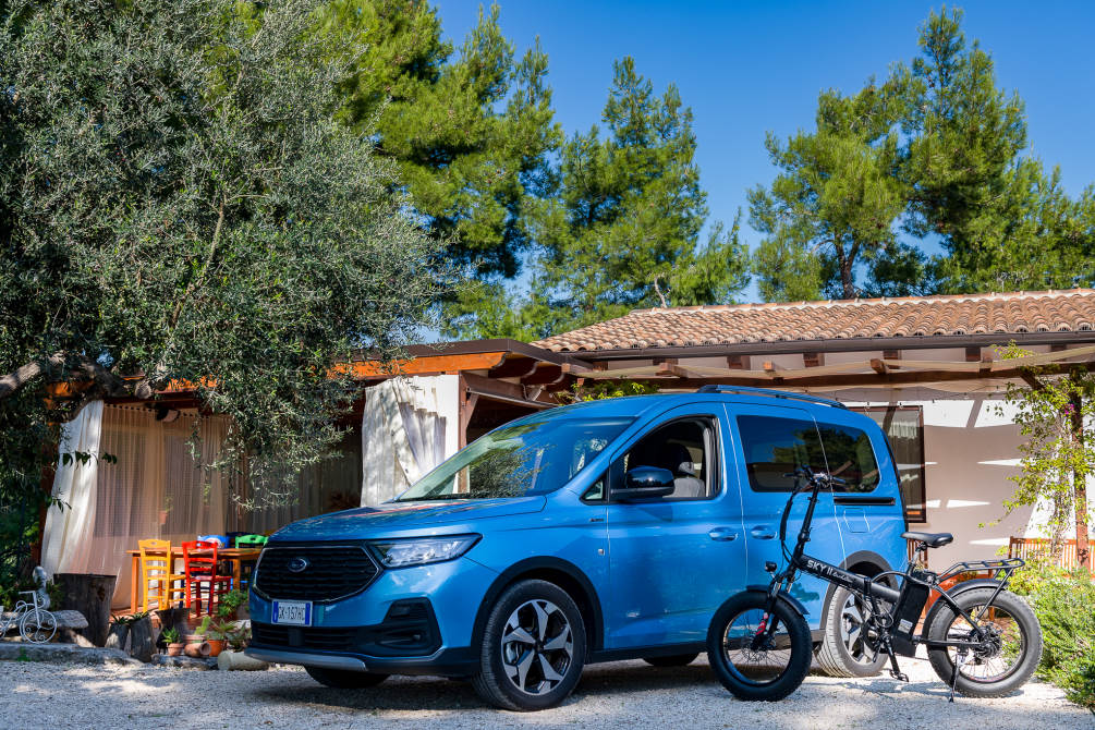 performancemag.it-ford-gran-tourneo-in-molise-e-kayo-fat-bik