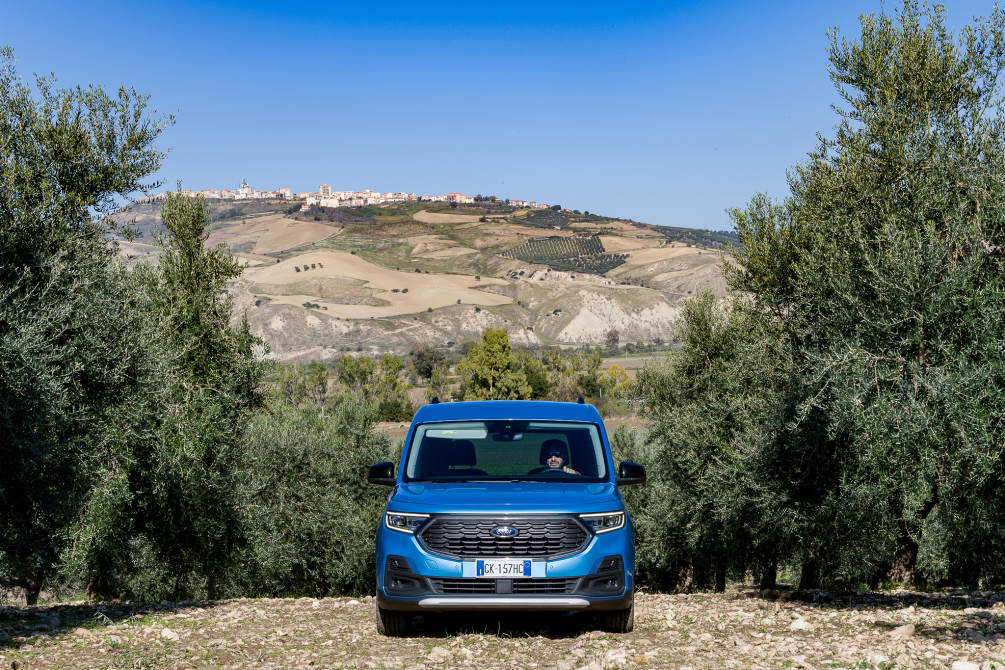 performancemag.it-ford-gran-tourneo-in-molise-e-kayo-fat-bik