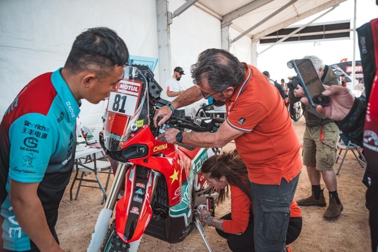 performancemag.it-kove dakar 2023