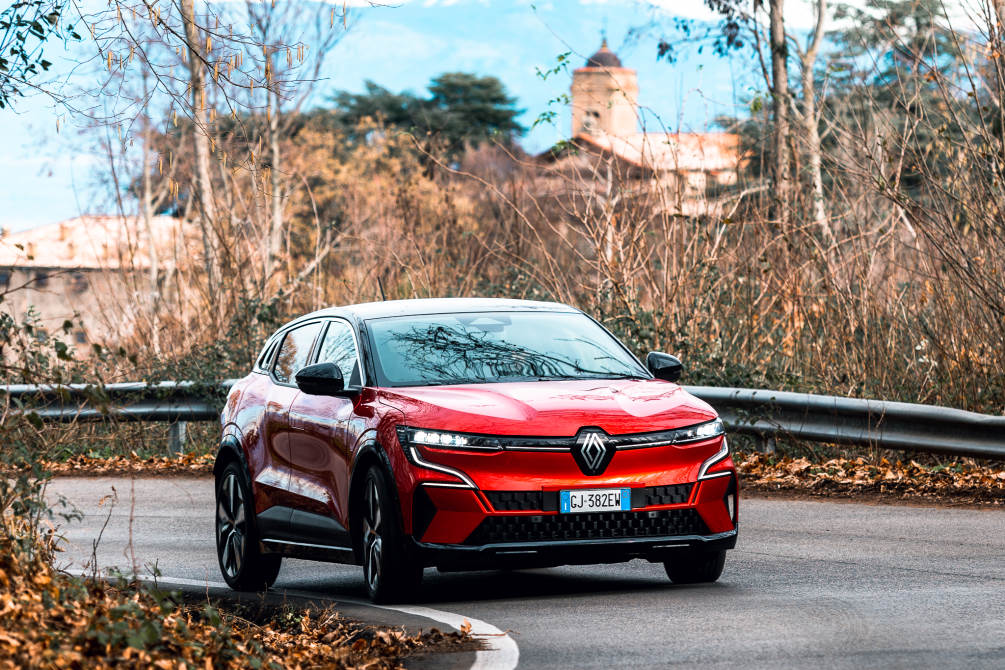  performancemag.it-renault-megane-e-tech-electric