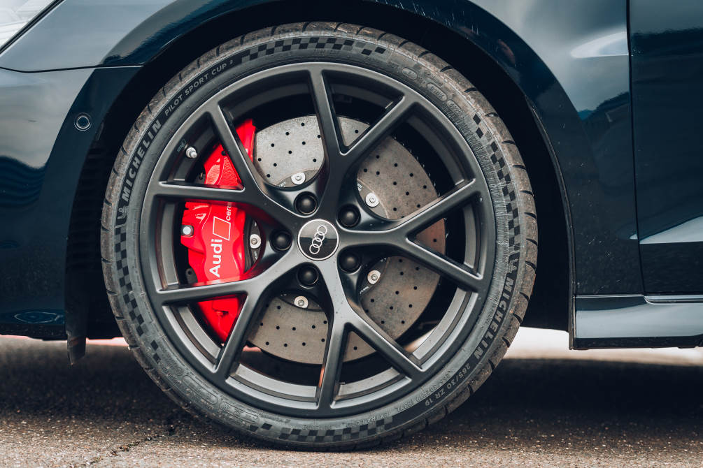 performancemag.it-Audi-RS3-Vs-Michelin-Sport-Cup2-ISAM