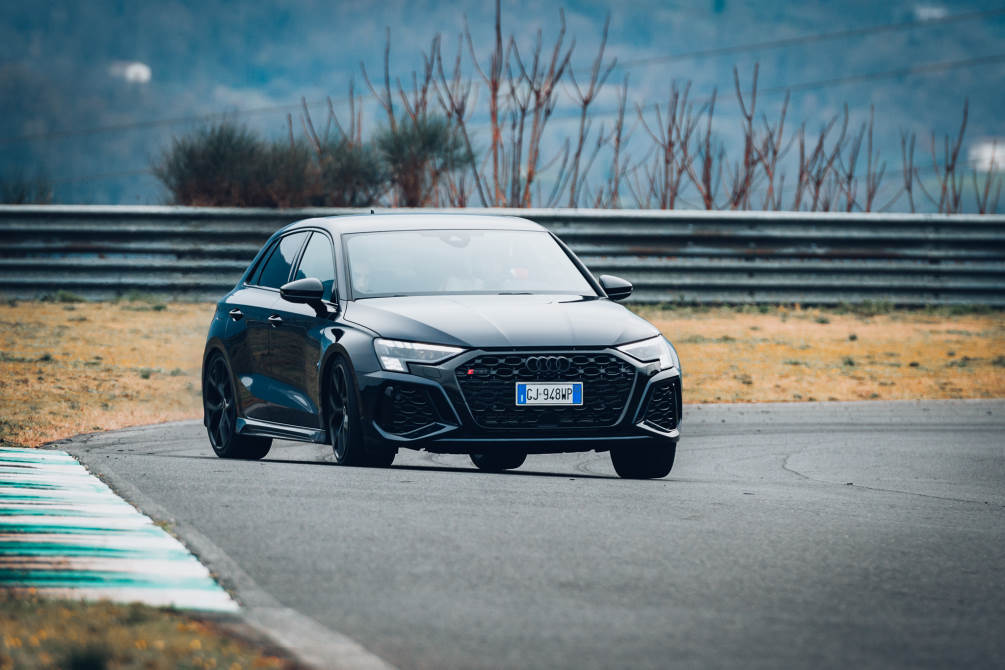 performancemag.it-Audi-RS3-Vs-Michelin-Sport-Cup2-ISAM3