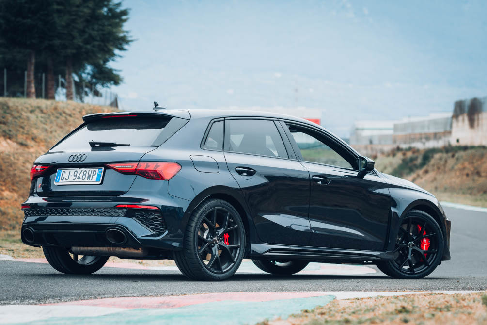 performancemag.it-Audi-RS3-Vs-Michelin-Sport-Cup2-ISAM