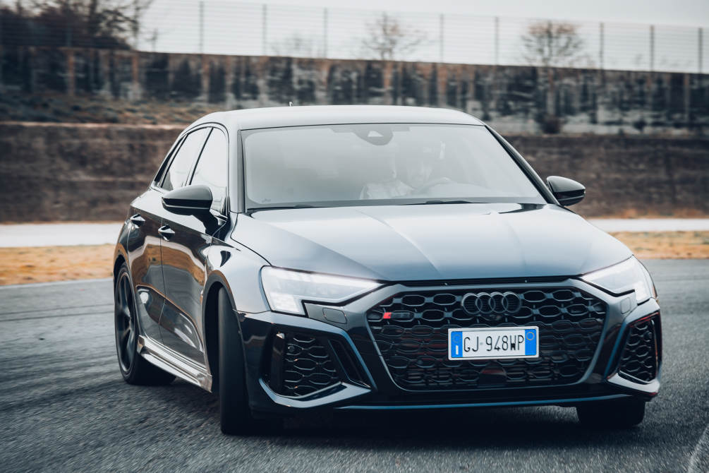 performancemag.it-Audi-RS3-Vs-Michelin-Sport-Cup2-ISAM