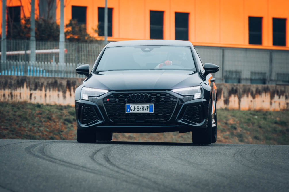 performancemag.it-Audi-RS3-Vs-Michelin-Sport-Cup2-ISAM3