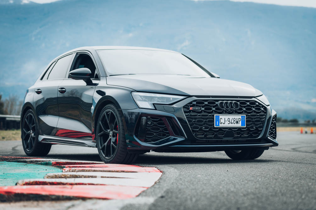 performancemag.it-Audi-RS3-Vs-Michelin-Sport-Cup2-ISAM