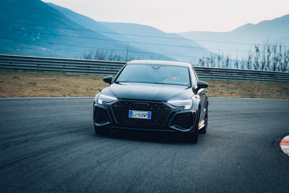 performancemag.it-Audi-RS3-Vs-Michelin-Sport-Cup2-ISAM3