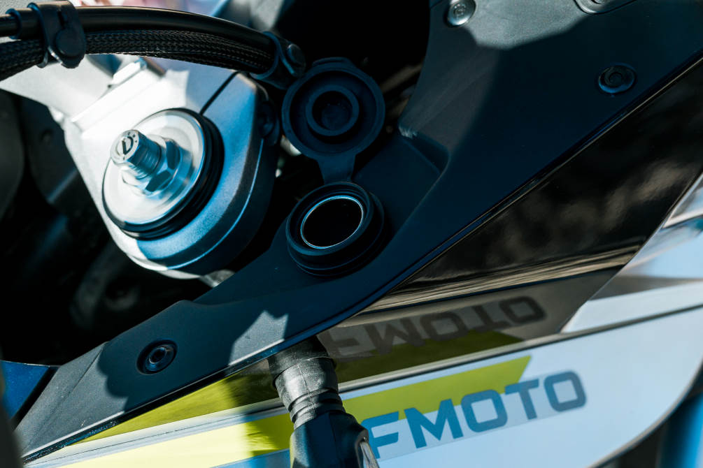 performancemag.it-CFMoto-MT800-Voge-DSX500