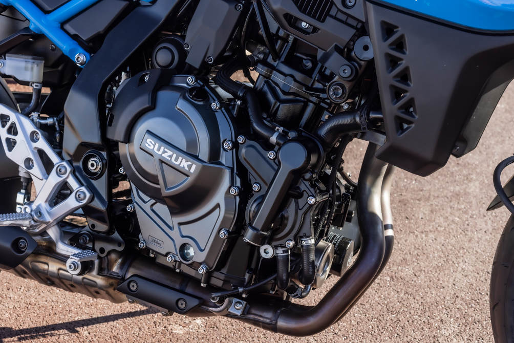 performancemag.it-suzuki-GSX-8S-analisi