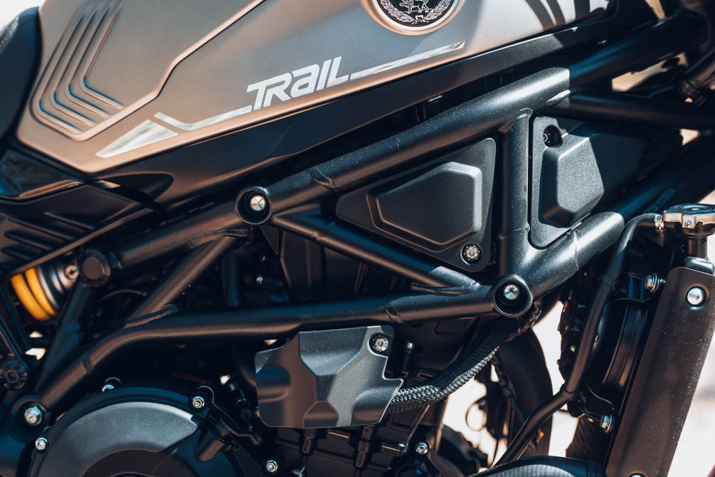  performancemag.it-test-benelli-leoncino-800-Trail