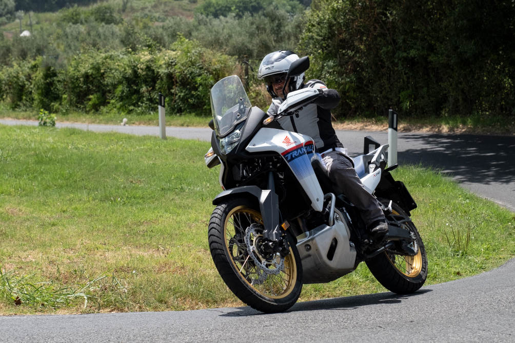 performancemag.it-test Transalp XL750 II sess (6 di 10)