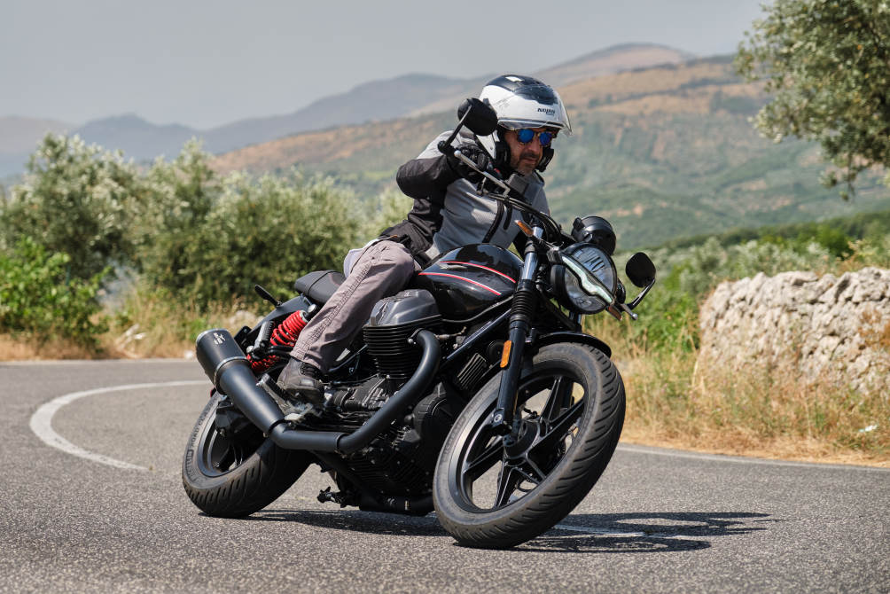 performancemag.it-Moto-Guzzi-Stone-Special-Edition